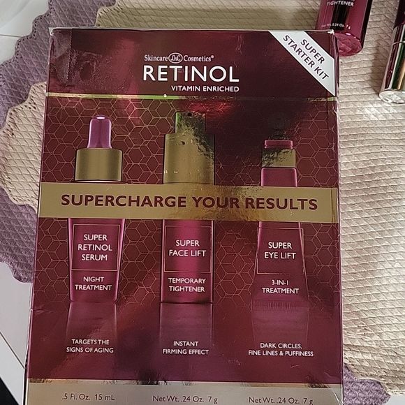 3 pc Retinol Skincare set. Damaged box discount. - Picture 2 of 6